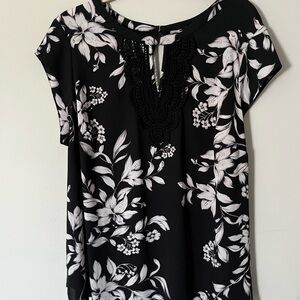 Daniel Rainn Floral Black and White Women's Top